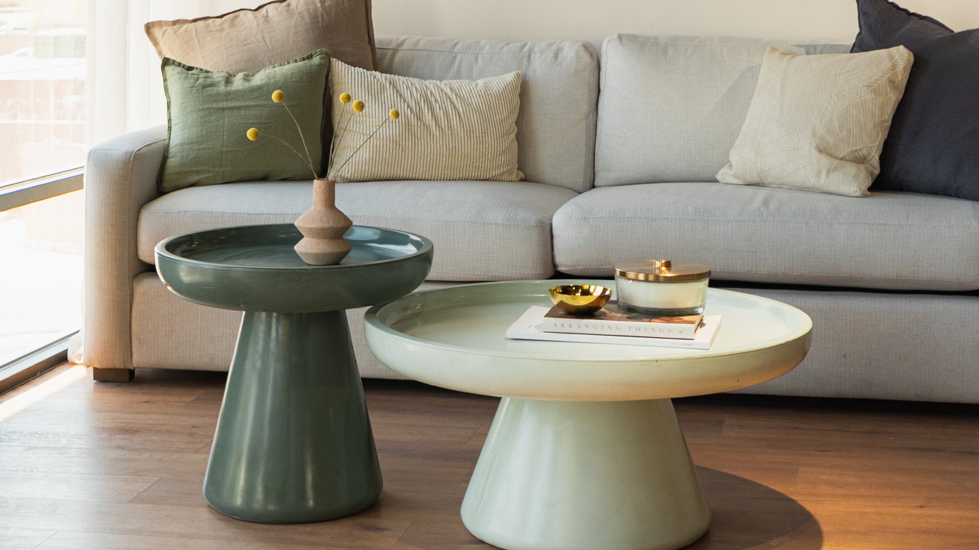 How to Choose the Right Coffee Table: A Guide to Size, Layout, and Function